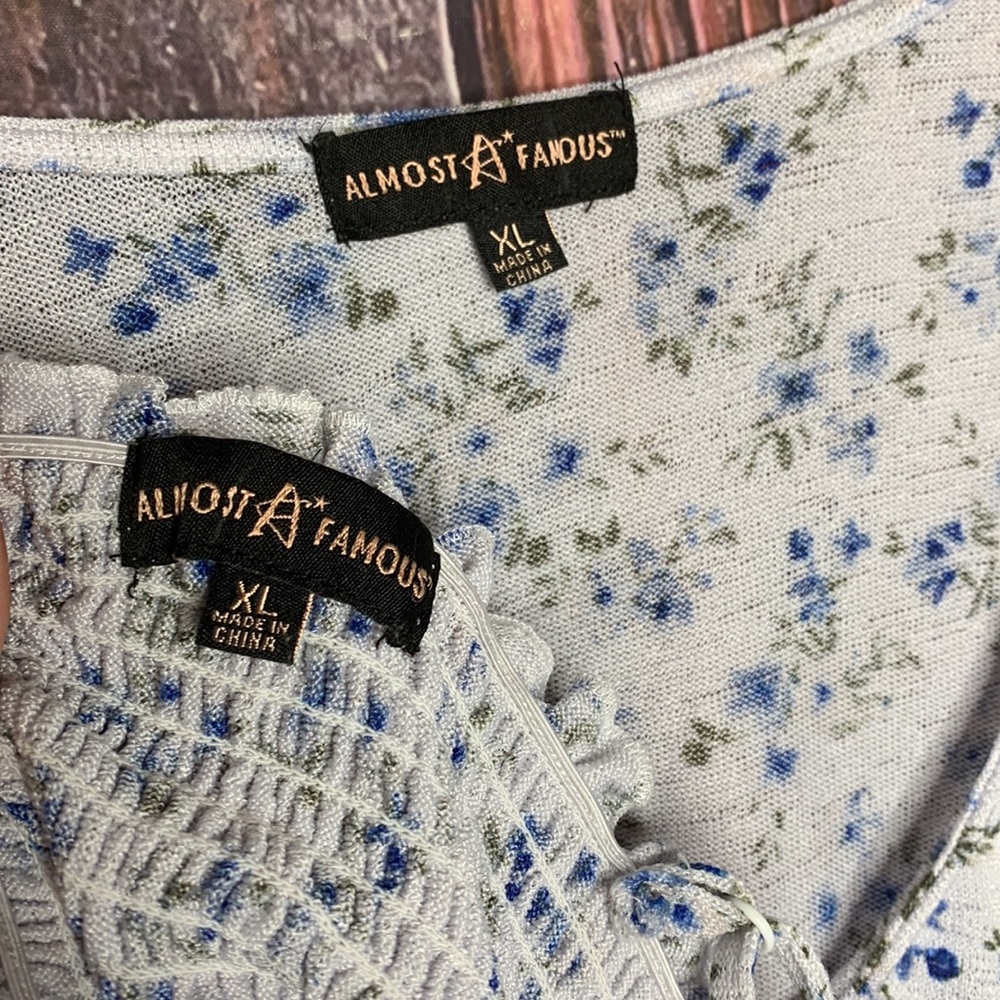 Almost Famous Tie-Front Floral Top Set ✨3/$25 SALE✨ - Picture 5 of 7